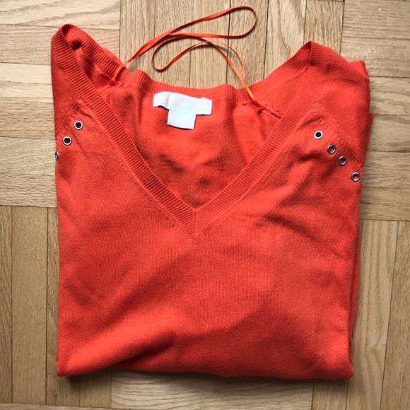 Michael Kors Sweaters - Michael Kors Orange V neck sweater size 2X